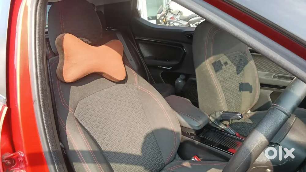 Renault Kiger Rxz 2023 Top End Petrol Manual Gear 1st Owner 16000kms L