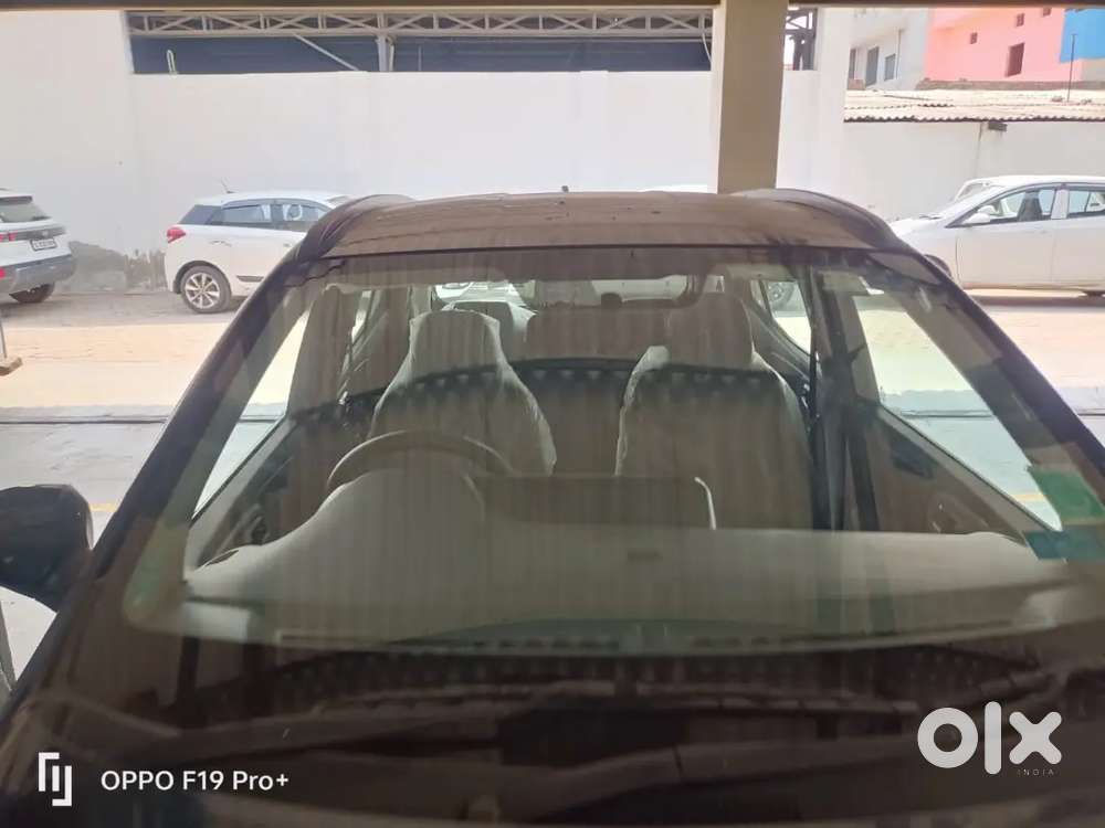 I10 Nios With Company Warranty