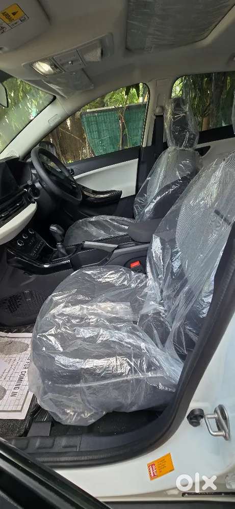 Tata Nexon Pure Plus Petrol + Cng 2026