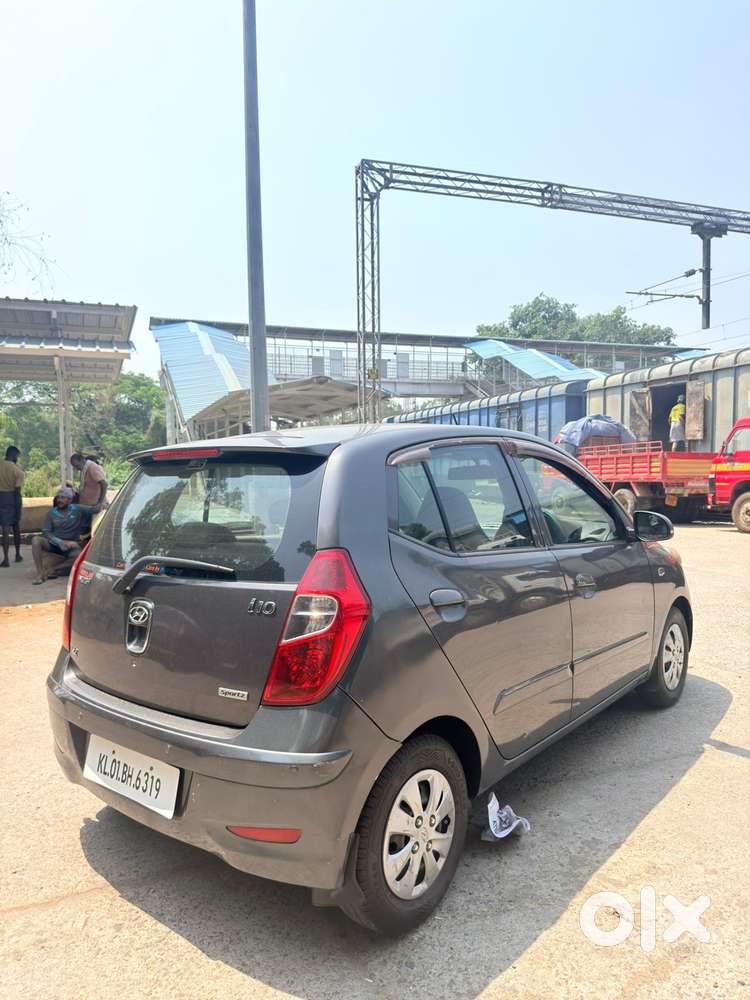 Hyundai I10 Sportz, 2012, Petrol