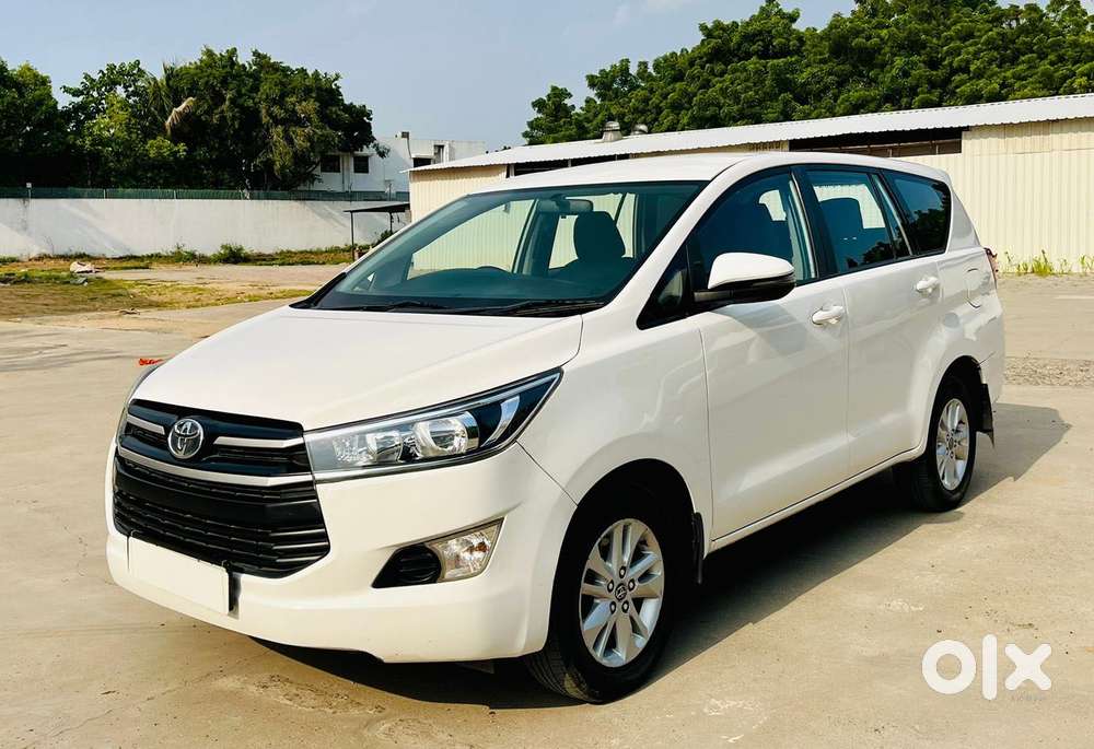 Toyota Innova Crysta [ ] 2.4 Gx At 7 Str, 2017, Diesel
