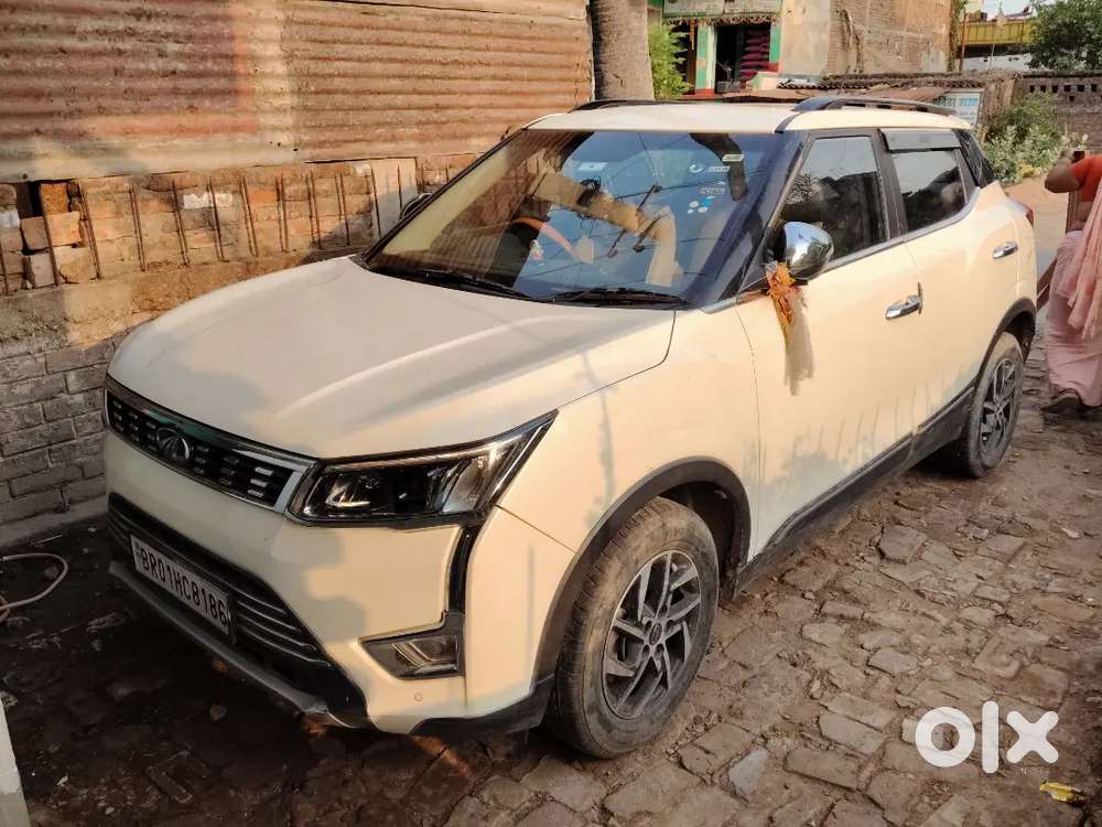 Mahindra Xuv300 2023 Petrol 17000 Km Driven