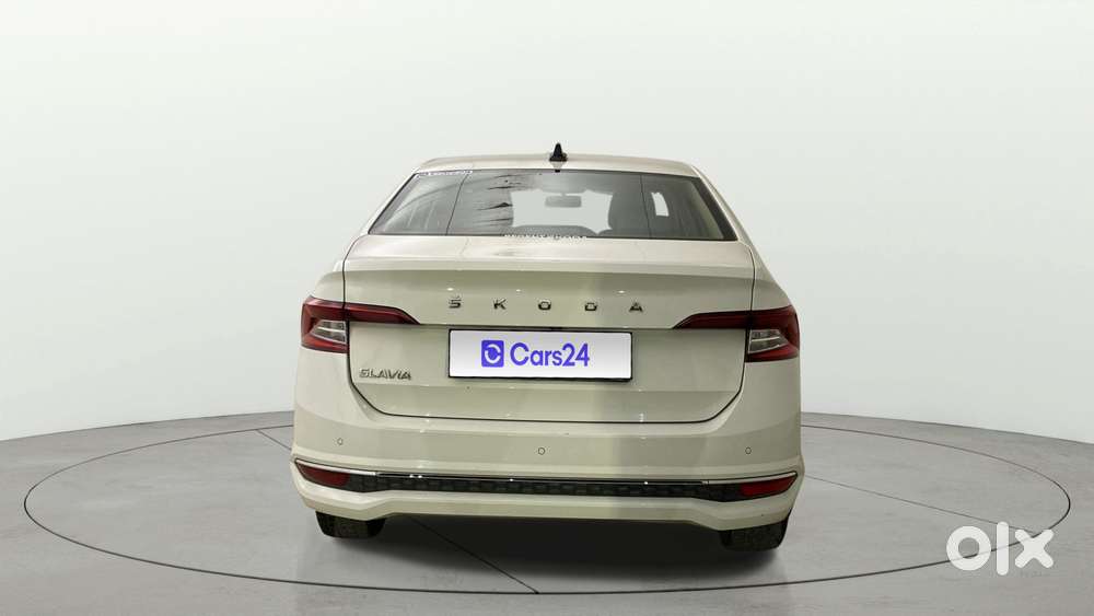 Skoda Slavia Style 1.0l Tsi Mt, 2022, Petrol