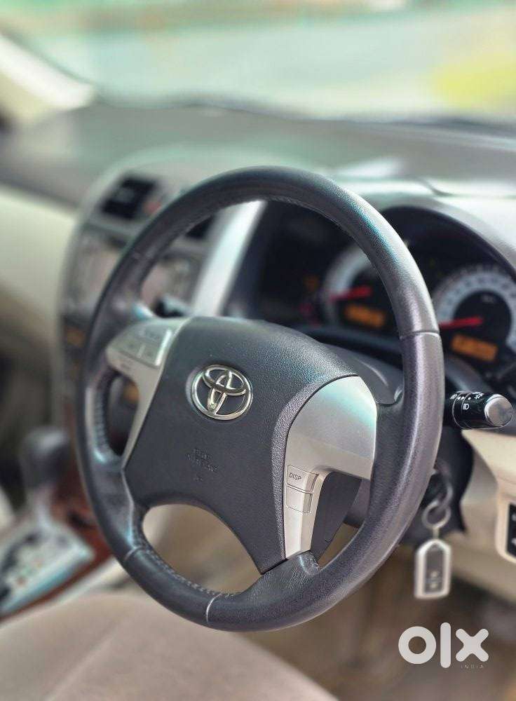 Toyota Corolla Altis G Hv At, 2012, Petrol