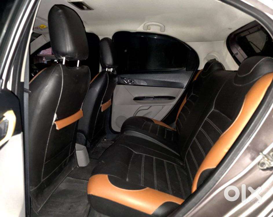 Tata Tiago, 2016, Petrol