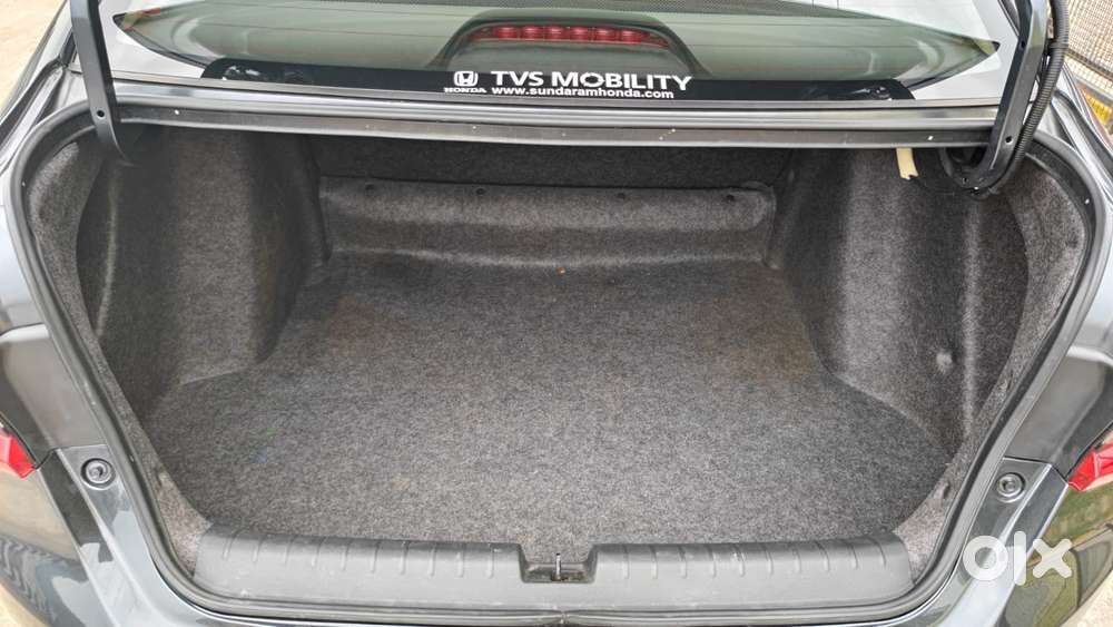 Honda City Zx Petrol Mt, 2023, Petrol