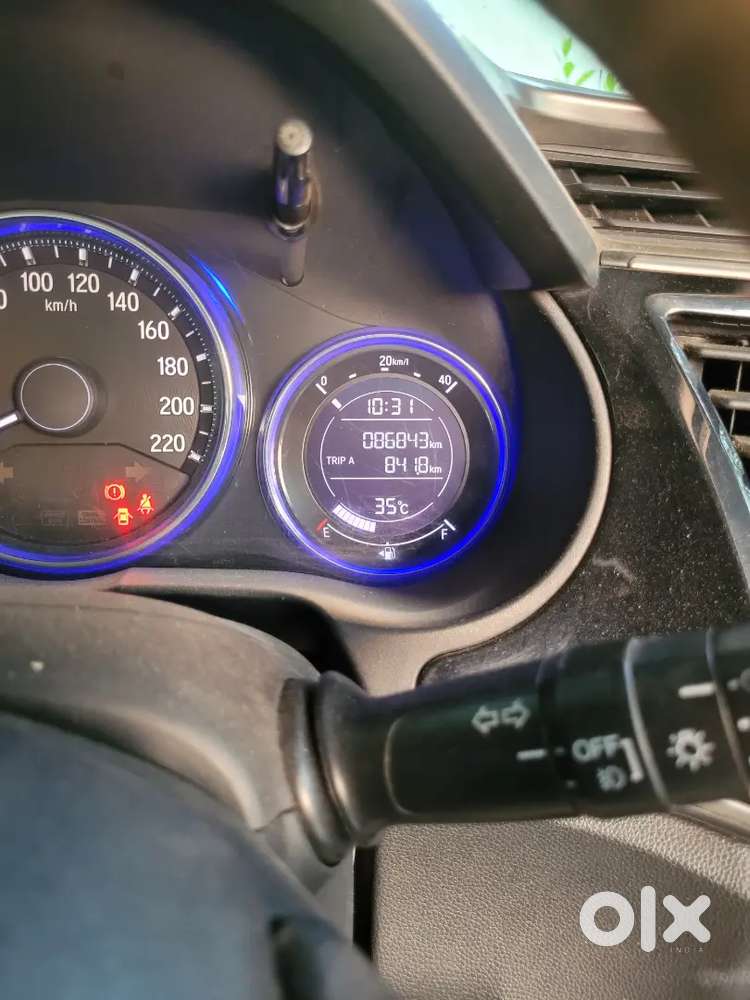 Honda City 2014 Diesel Well Maintained With Sunroof
