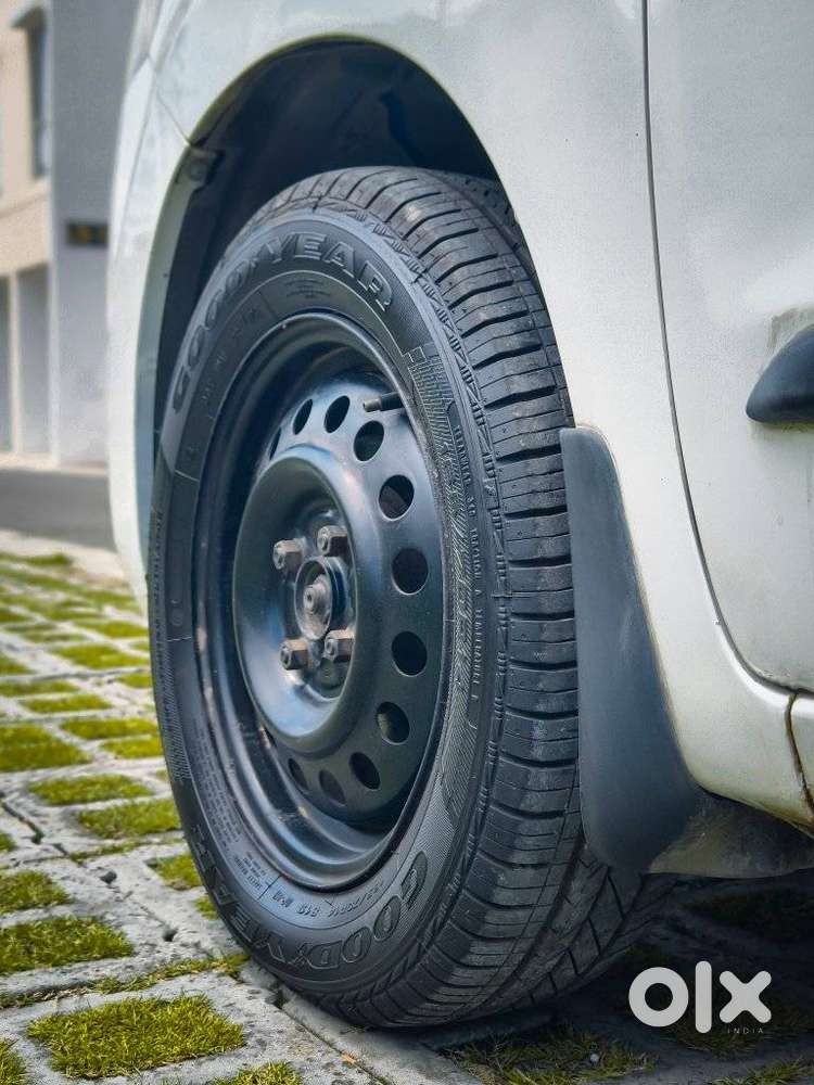 Maruti Suzuki Swift Amt Vxi, 2018, Petrol