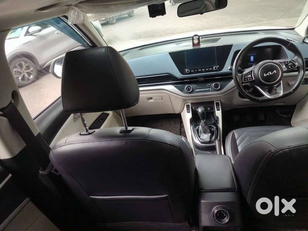 Kia Carens G1.5 6mt Gravity, 2024, Petrol