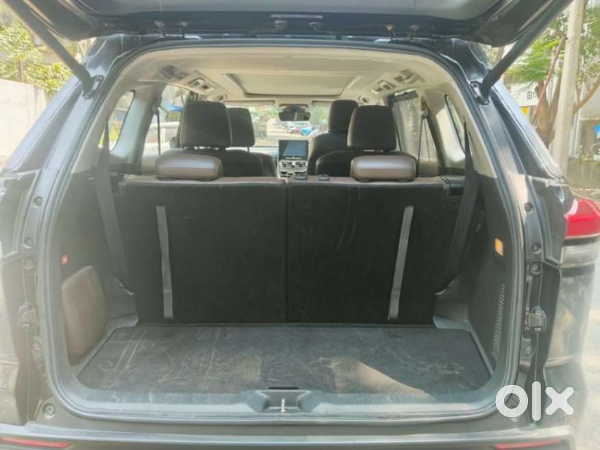 Toyota Innova Hycross 2.0 Zx (o) Hybrid 7 Str, 2023, Petrol