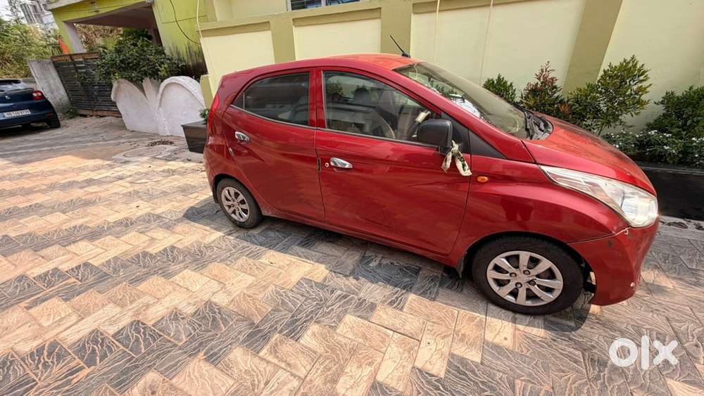 Hyundai Eon 2013 Petrol Well Maintained