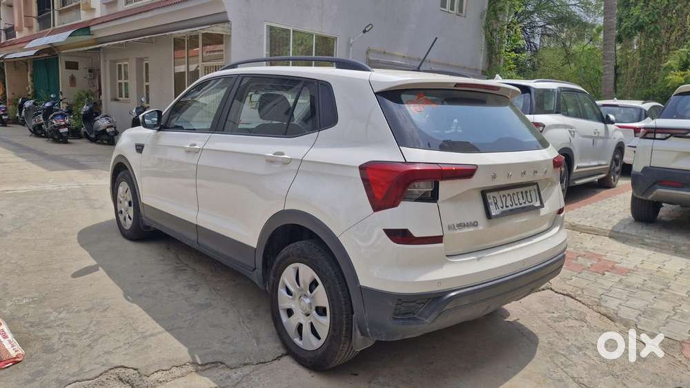 Skoda Kushaq 1.0 Tsi Active Peace, 2022, Petrol