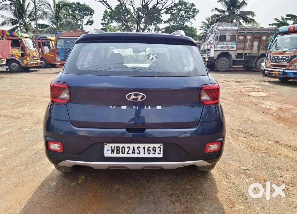 Hyundai Venue S 1.2 Petrol, 2022, Petrol