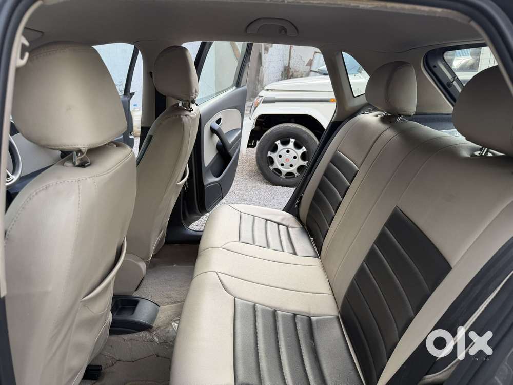 Volkswagen Polo Petrol Comfortline 1.2l, 2013, Petrol