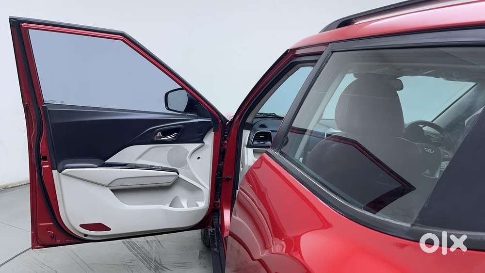 Mahindra Xuv300 W8 Option Diesel, 2022, Diesel