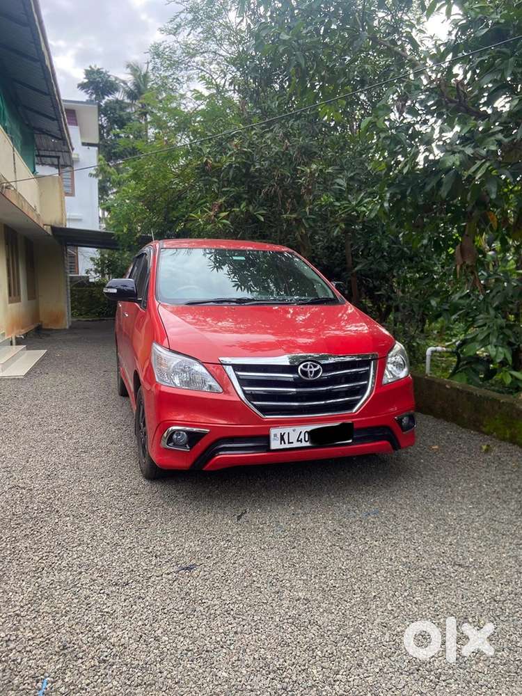 Toyota Innova Diesel 2014
