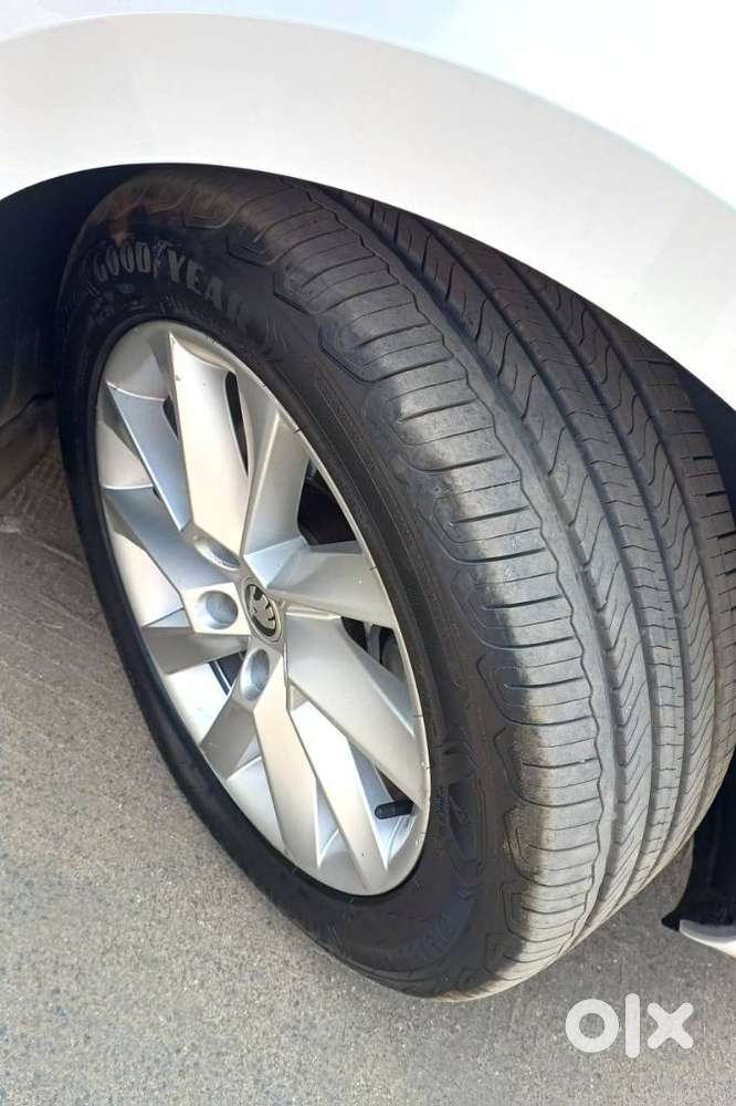 Skoda Superb L&k 2.0 Tdi At, 2019, Diesel