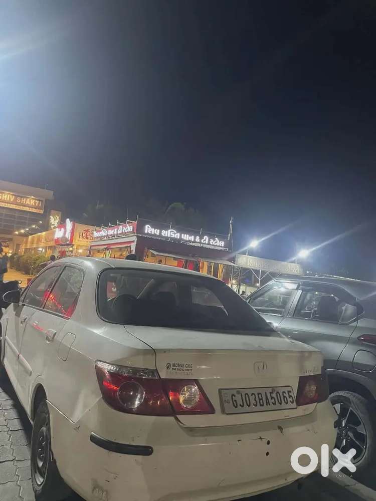 Honda City Zx 2006 Cng & Hybrids 170000 Km Driven New Tyre In Warranty