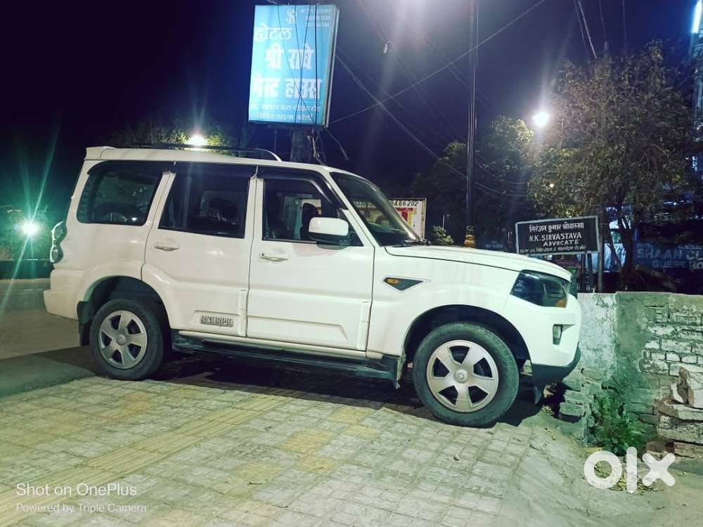 Mahindra Scorpio 2016