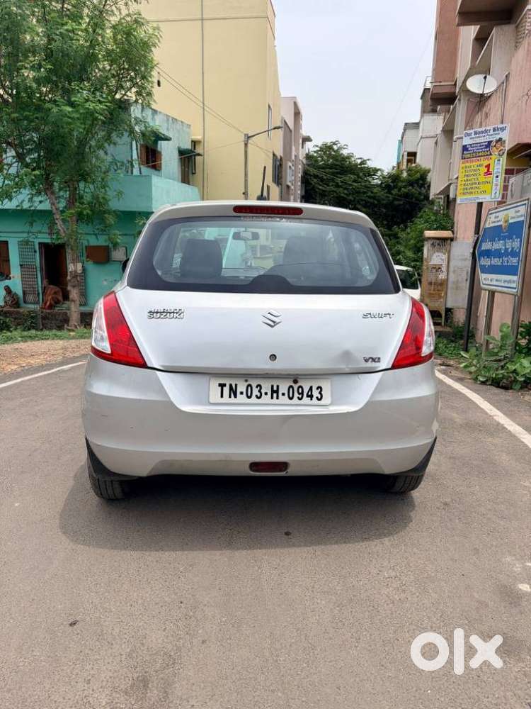 Maruti Suzuki Swift Vxi, 2011, Petrol