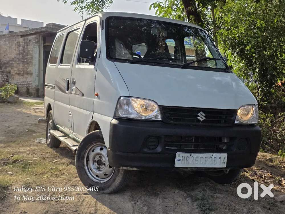 Neat And Clean Silent Engine Maruti Suzuki Eeco Cng