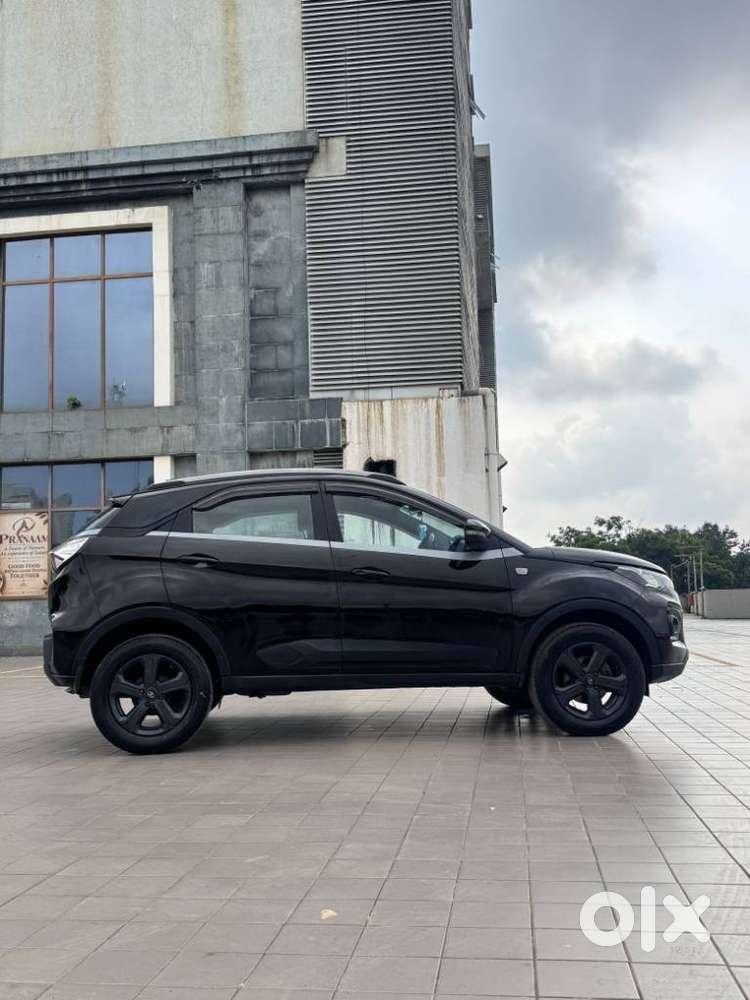 Tata Nexon, 2022, Petrol