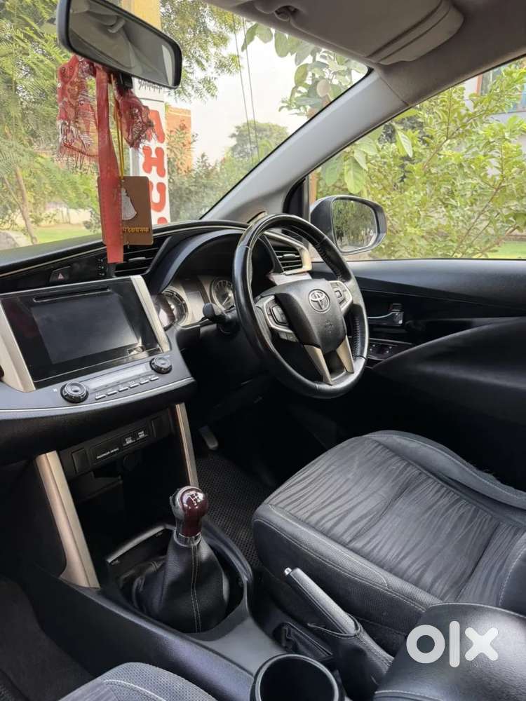 Toyota Innova Crysta 2.4 V 7 Str, 2017, Diesel