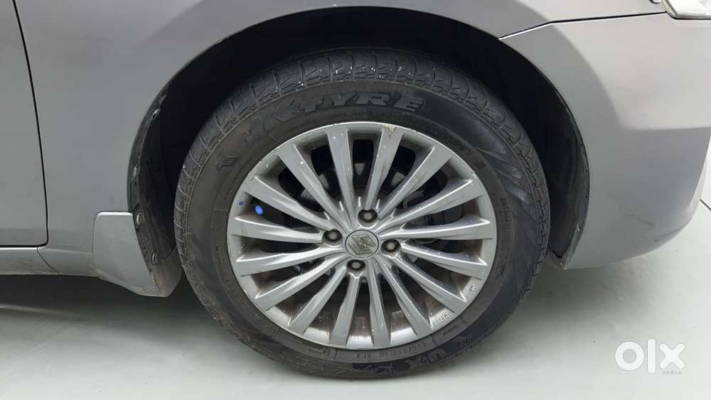 Maruti Suzuki Ciaz Zxi, 2015, Petrol