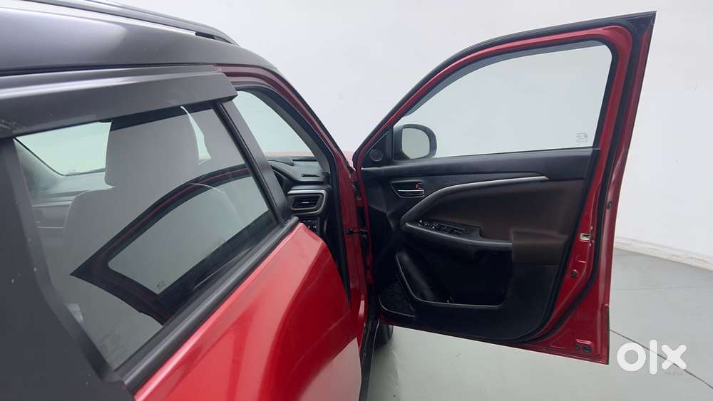Maruti Suzuki Vitara Brezza 1.5 Zxi Plus At Dual Tone, 2022, Petrol