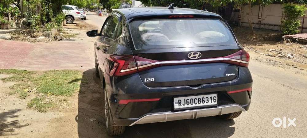 Hyundai I20 Sportz 1.2 Ivt, 2024, Petrol