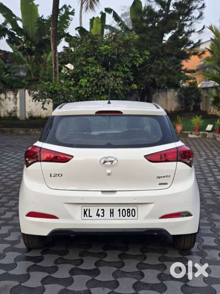 Hyundai I20 Sportz 1.2 Bs-iv, 2015, Petrol