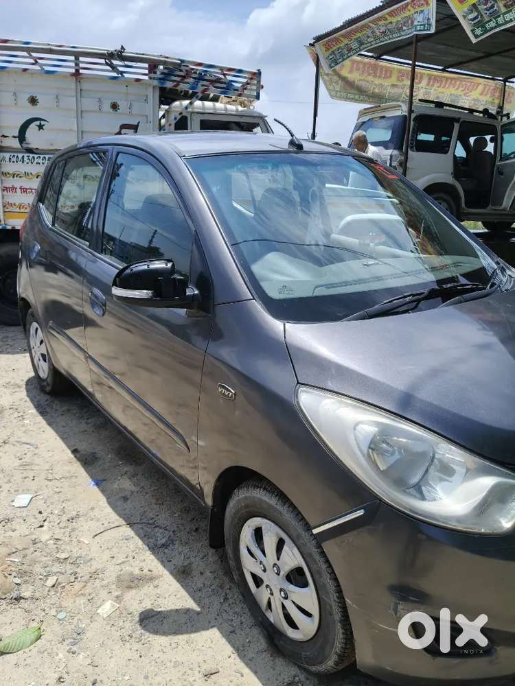 Hyundai I10 Sportz 2013