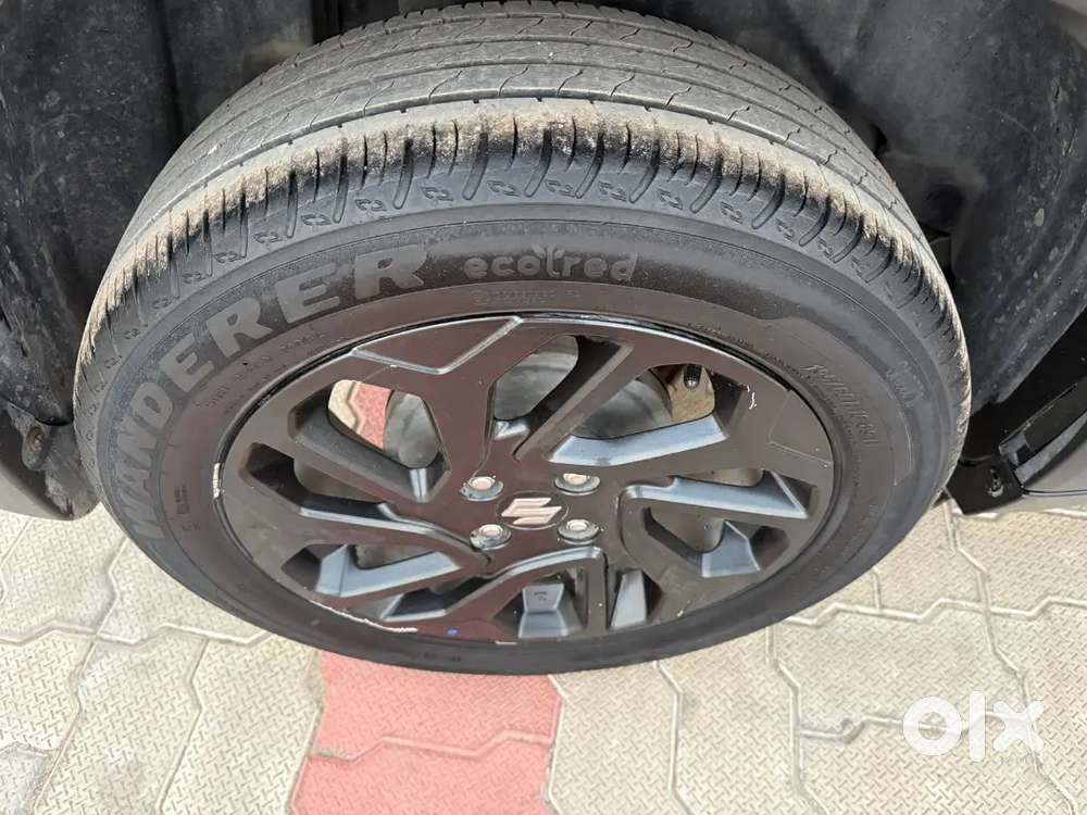 Maruti Suzuki Fronx 2023 Petrol 78800 Km Driven