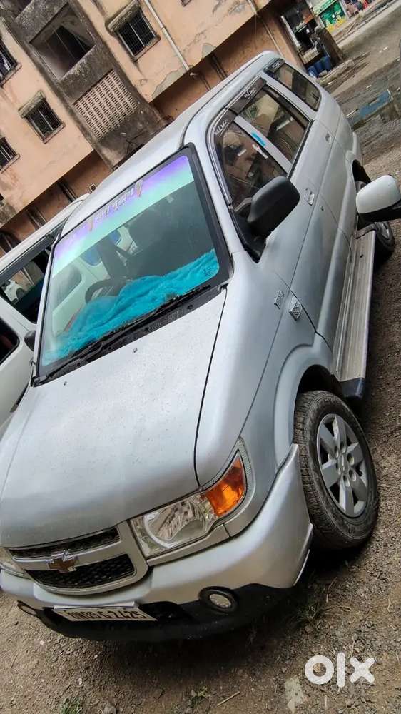 Chevrolet Tavera Neo 2012