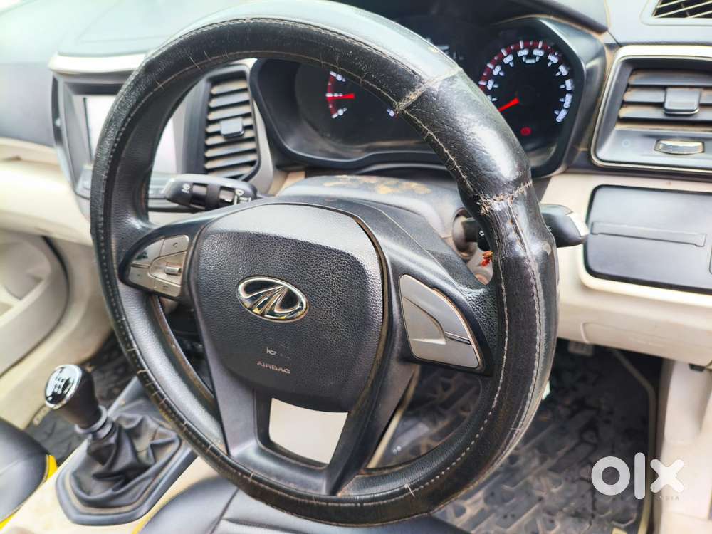 Mahindra Tuv 300 T6, 2019, Petrol