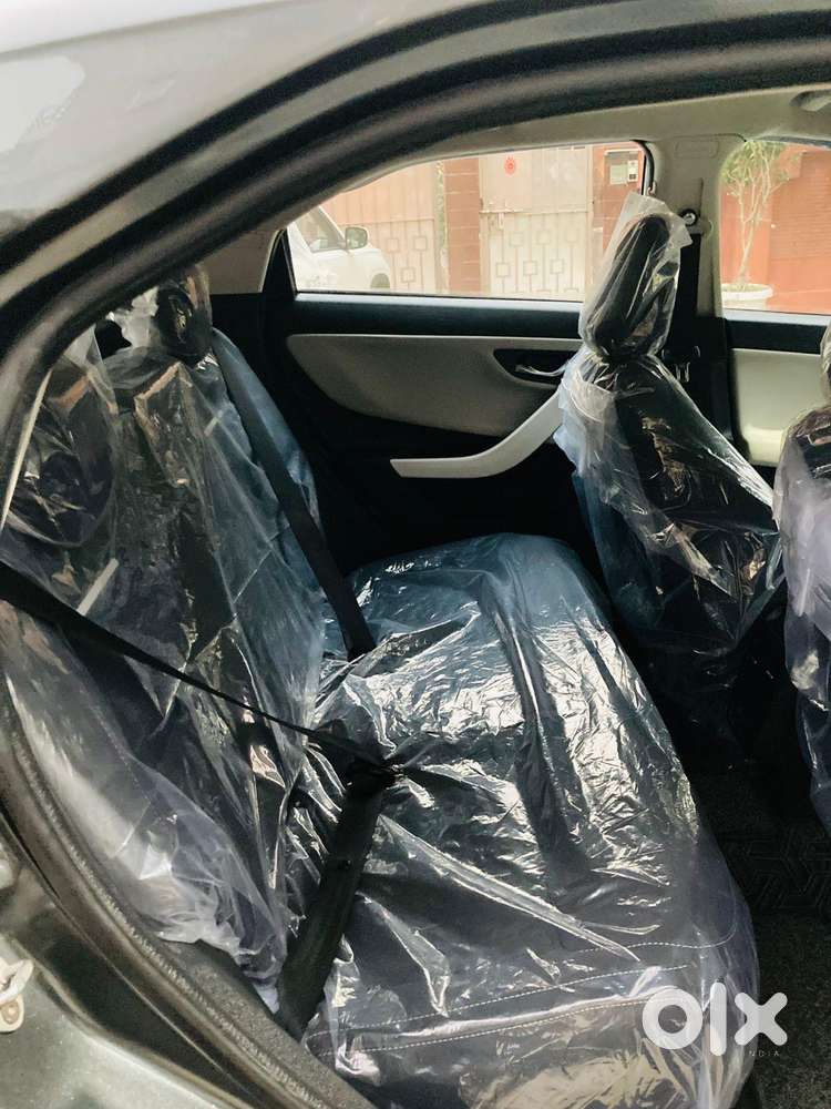 Tata Nexon Creative Plus 1.2 Revotron Petrol 6 Mt, 2024, Petrol