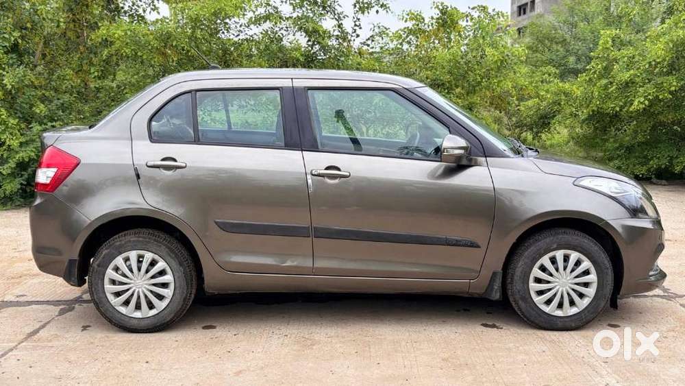 Maruti Suzuki Swift Dzire 1.2 Vxi, 2016, Petrol