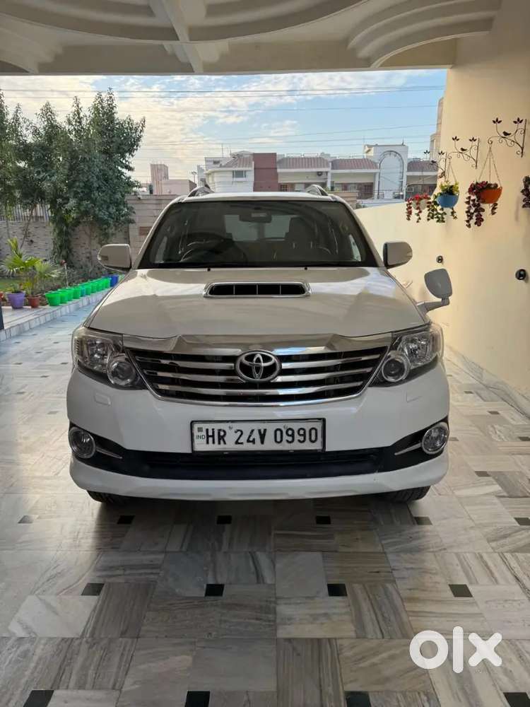 Toyota Fortuner 2015 Diesel Well Maintained