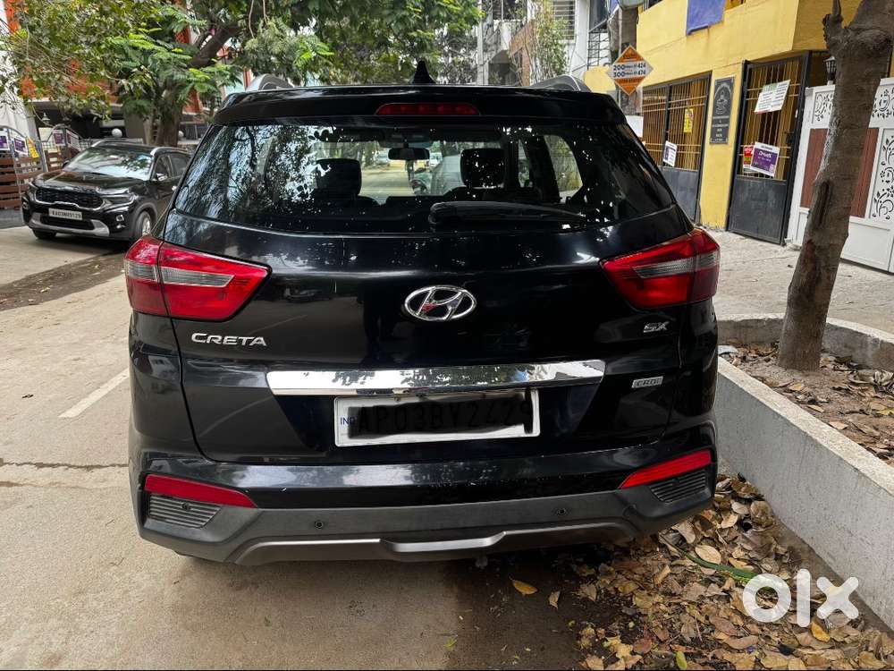 Creta - Phantom Black 2016 Model