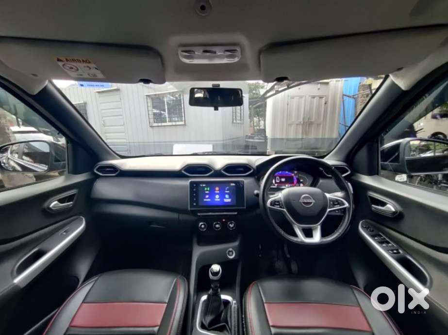 Nissan Magnite 1.0 Xv Premium, 2021, Petrol