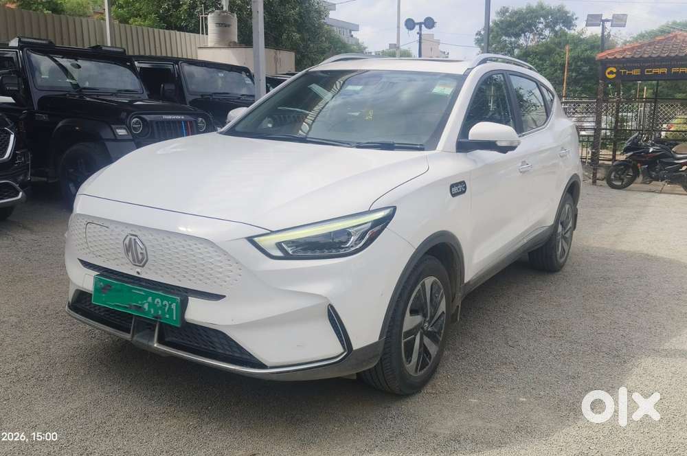 Mg Zs Ev Exclusive Iconic Ivory, 2023, Electric
