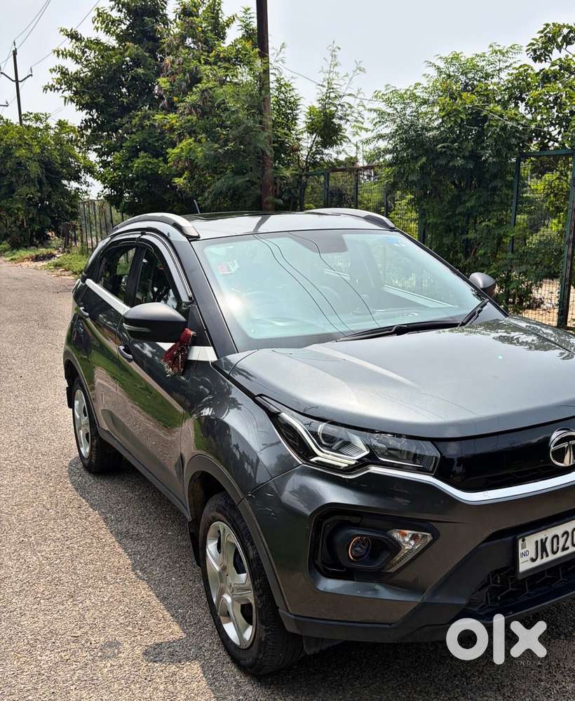 Tata Nexon Xm(s) Petrol 2022