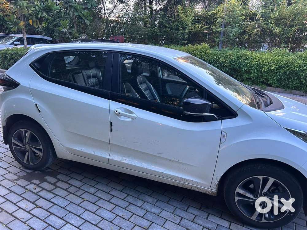 Tata Altroz Xz Icng 2024