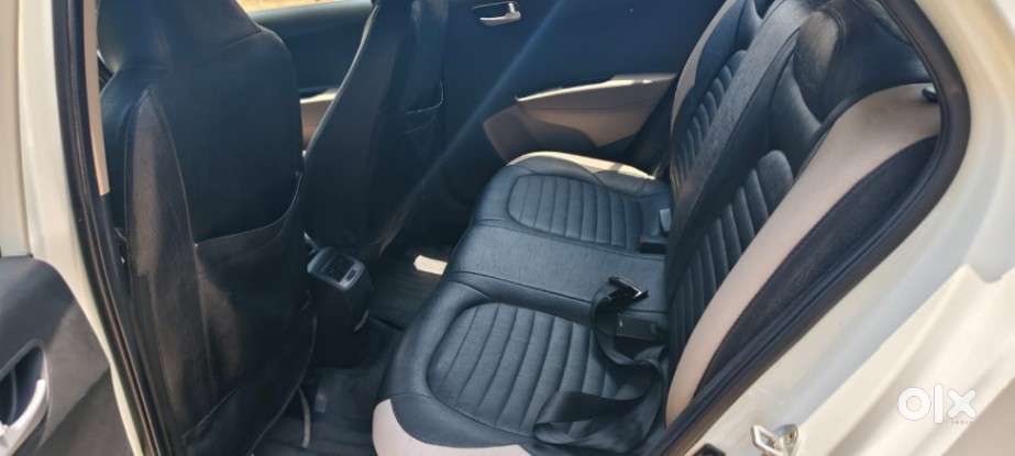 Hyundai Grand I10 Sportz, 2017, Petrol