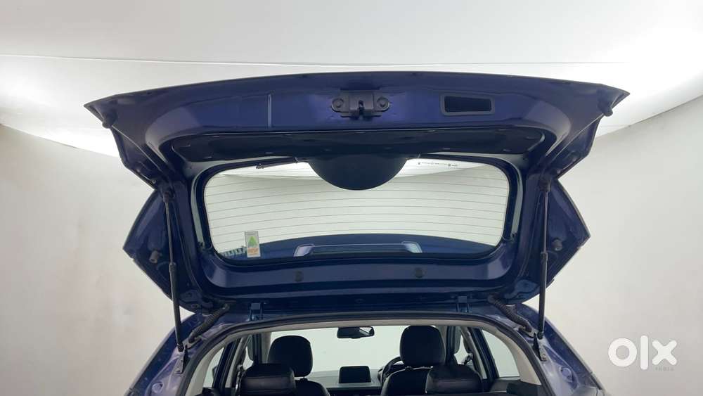 Tata Nexon Xz Plus Luxs, 2023, Petrol