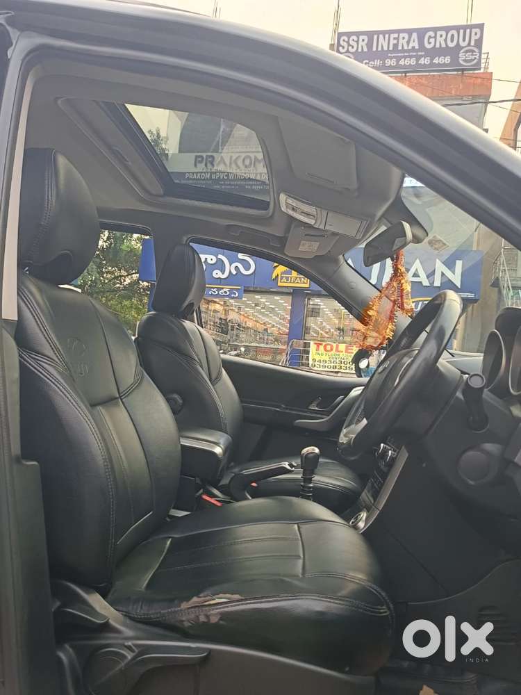 Mahindra Xuv500 W9 1.99, 2021, Diesel