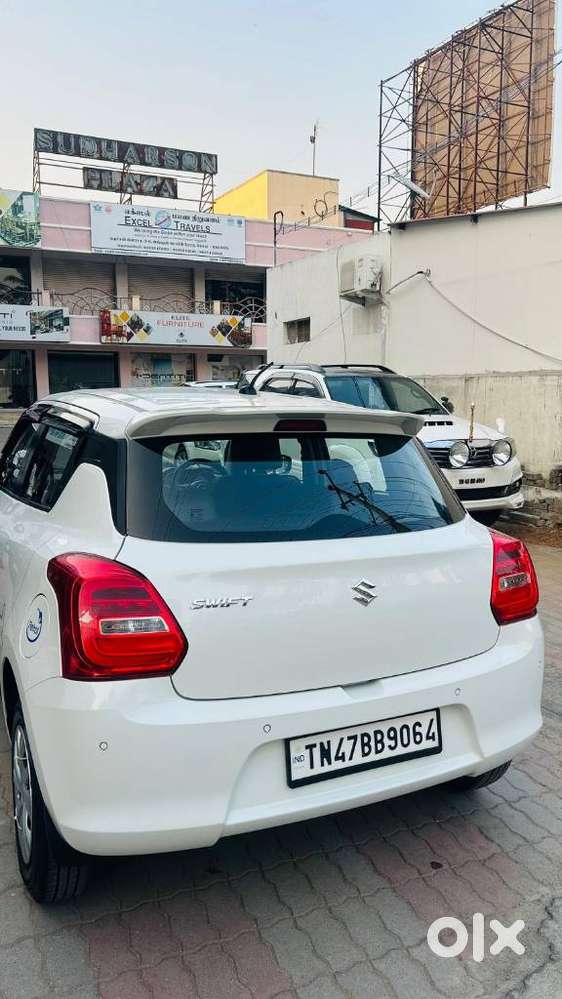 Maruti Suzuki Swift 1.2 Vxi (o), 2023, Petrol