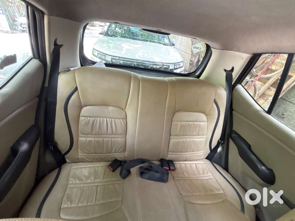 I10 Era 1.1 Running Condition 2012 Petrol+cng On Paper
