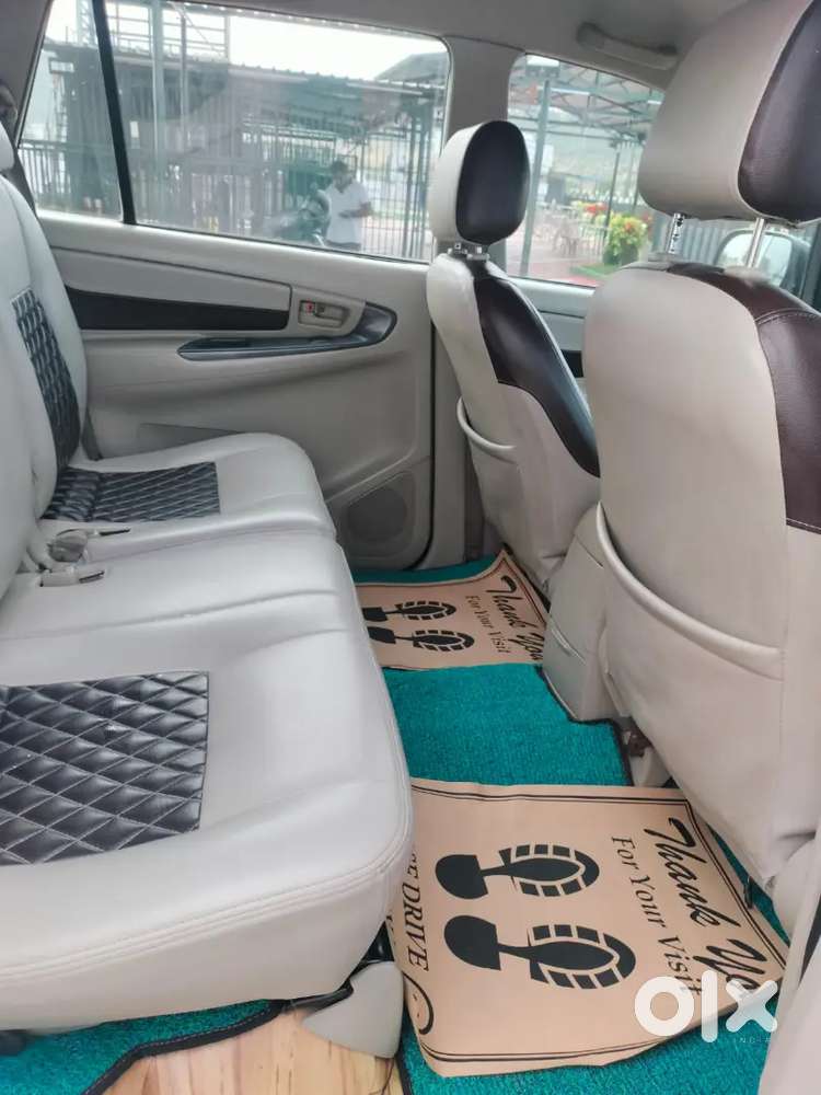 Toyota Innova 2009 Diesel 39000 Km Driven