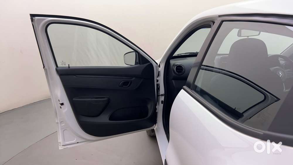 Renault Kwid 1.0 Rxt Amt, 2022, Petrol